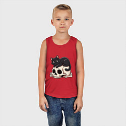 Майка детская хлопок Черный кот лежит на черепе, цвет: красный — фото 2
