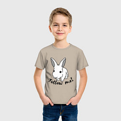 Футболка хлопковая детская Rabbit: follow me, цвет: миндальный — фото 2