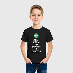 Футболка хлопковая детская Keep calm I??m a doctor, цвет: черный — фото 2