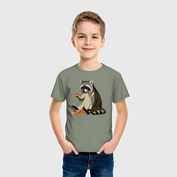Футболка хлопковая детская Енот кушает пиццу, цвет: авокадо — фото 2