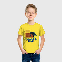 Футболка хлопковая детская Hawkins night, цвет: желтый — фото 2