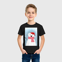 Футболка хлопковая детская Мультяшный белый медведь в красной шапке с шарфом, цвет: черный — фото 2