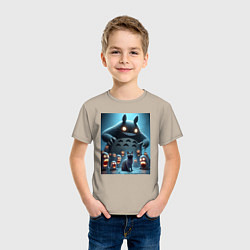 Футболка хлопковая детская Тоторо среди привидений и чёрного кота, цвет: миндальный — фото 2