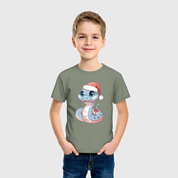 Футболка хлопковая детская Голубая новогодняя змея с подарком, цвет: авокадо — фото 2