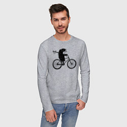 Лонгслив хлопковый мужской Ежик на велосипеде, цвет: меланж — фото 2