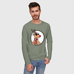 Лонгслив хлопковый мужской Олень Хипстер, цвет: авокадо — фото 2