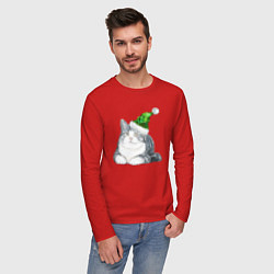 Лонгслив хлопковый мужской Котик в зеленой новогодней шапке, цвет: красный — фото 2