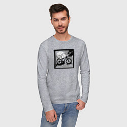 Лонгслив хлопковый мужской Велосипед и пятна в стиле гранж, цвет: меланж — фото 2