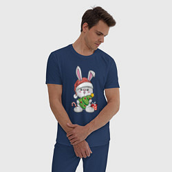 Пижама хлопковая мужская Новогодний кролик с елочкой, цвет: тёмно-синий — фото 2