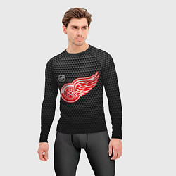 Рашгард мужской Детройт Ред Уингз - черные треугольники, цвет: 3D-принт — фото 2