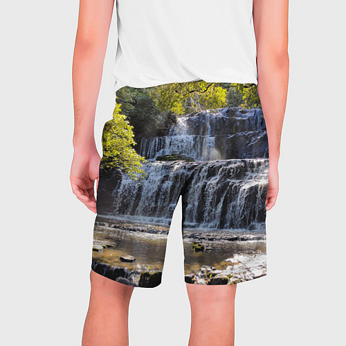 Мужские шорты Водопад, солнечные лучи и лес / 3D-принт – фото 2