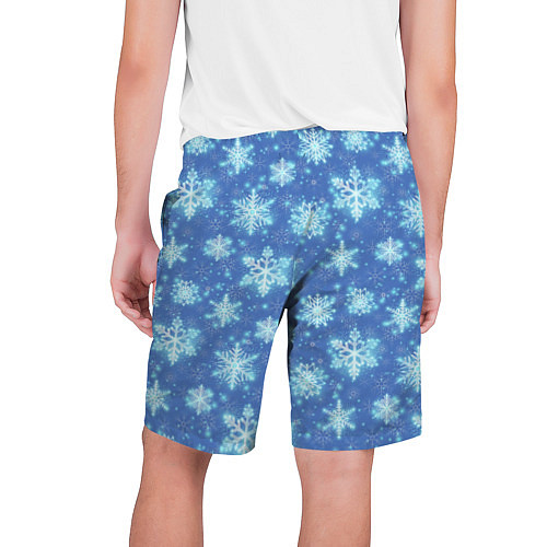 Мужские шорты Pattern with bright snowflakes / 3D-принт – фото 2