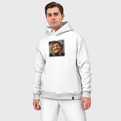 Мужской костюм оверсайз Педро Паскаль мем из Невыносимая тяжесть огромного, цвет: белый — фото 2