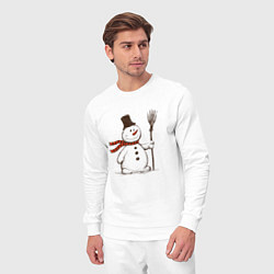 Костюм хлопковый мужской Новогодний снеговик с метлой, цвет: белый — фото 2