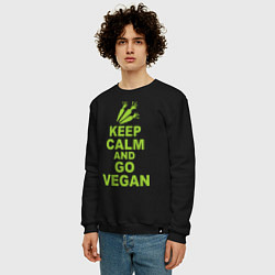 Свитшот хлопковый мужской Keep Calm & Go Vegan, цвет: черный — фото 2
