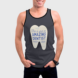 Майка-безрукавка мужская Amazing Dentist, цвет: 3D-черный — фото 2