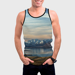 Майка-безрукавка мужская Горы озеро природа, цвет: 3D-черный — фото 2