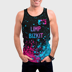 Майка-безрукавка мужская Limp Bizkit - neon gradient: символ сверху, цвет: 3D-черный — фото 2