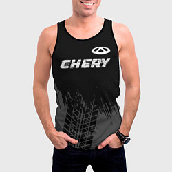 Майка-безрукавка мужская Chery speed на темном фоне со следами шин: символ, цвет: 3D-черный — фото 2