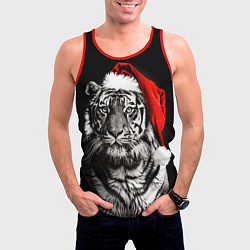 Майка-безрукавка мужская Тигр в красном колпаке Деда Мороза, цвет: 3D-красный — фото 2