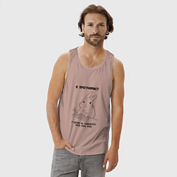 Майка мужская хлопок Кролик программист, цвет: пыльно-розовый — фото 2