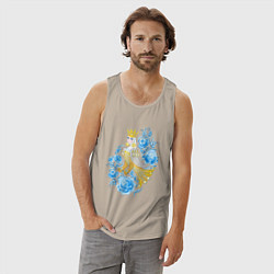 Майка мужская хлопок Птица Сирин в цветах по мотивам гжельской росписи, цвет: миндальный — фото 2