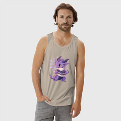 Майка мужская хлопок Фиолетовый дракон в свитере, цвет: миндальный — фото 2