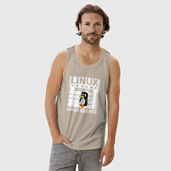 Майка мужская хлопок Пингвин программист системы линукс, цвет: миндальный — фото 2