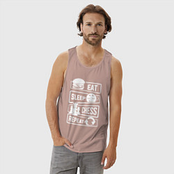Майка мужская хлопок Еда сон шахматы, цвет: пыльно-розовый — фото 2