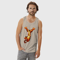 Майка мужская хлопок Винни пух - Тигруля, цвет: миндальный — фото 2