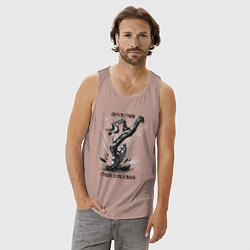 Майка мужская хлопок Топор воинов - смерть не страшна, цвет: пыльно-розовый — фото 2