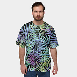 Футболка оверсайз мужская Разноцветные Листья Пальм В Ночных Джунглях, цвет: 3D-принт — фото 2