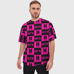 Футболка оверсайз мужская BTS pattern pink logo, цвет: 3D-принт — фото 2