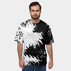 Футболка оверсайз мужская Ведьмак снежинки, цвет: 3D-принт — фото 2