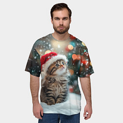 Футболка оверсайз мужская Новогодний котенок и снег, цвет: 3D-принт — фото 2