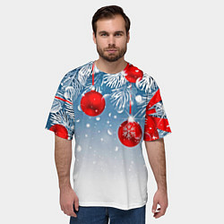 Футболка оверсайз мужская Ёлочные ветви с игрушками, цвет: 3D-принт — фото 2