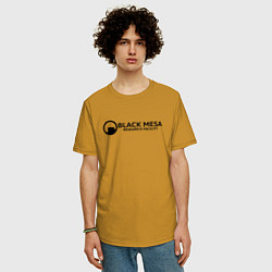 Футболка оверсайз мужская Black Mesa: Research Facility, цвет: горчичный — фото 2