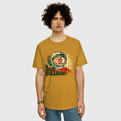 Футболка оверсайз мужская Гагарин: Поехали!, цвет: горчичный — фото 2