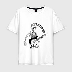 Футболка оверсайз мужская Punks not dead - slogan, цвет: белый