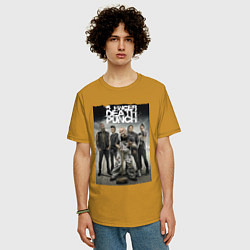 Футболка оверсайз мужская Five Finger Death Punch!, цвет: горчичный — фото 2