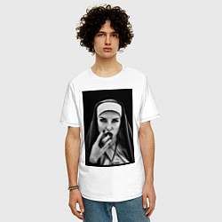 Футболка оверсайз мужская Готическая монахиня, цвет: белый — фото 2