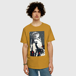 Футболка оверсайз мужская Волк на фоне луны - мегаполис - нейросеть, цвет: горчичный — фото 2