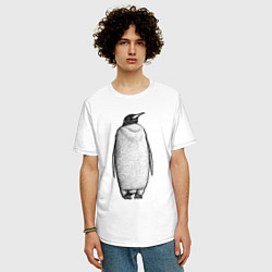 Футболка оверсайз мужская Пингвин стоит анфас, цвет: белый — фото 2
