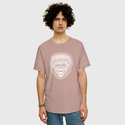 Футболка оверсайз мужская Морда детеныша гориллы, цвет: пыльно-розовый — фото 2