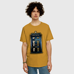 Футболка оверсайз мужская Tardis Sherlock, цвет: горчичный — фото 2