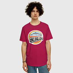 Футболка оверсайз мужская Berlin, цвет: маджента — фото 2