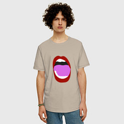 Футболка оверсайз мужская Открытый рот в мультяшном стиле красные губы секси, цвет: миндальный — фото 2