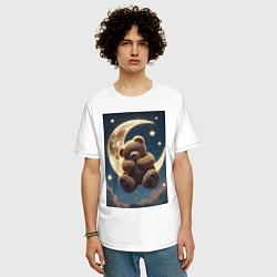 Футболка оверсайз мужская Плюшевый мишка сидит на Луне, цвет: белый — фото 2