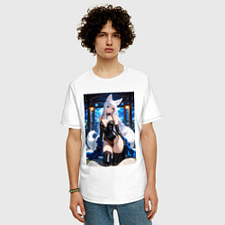 Футболка оверсайз мужская Белая лисица в откровенном наряде, цвет: белый — фото 2