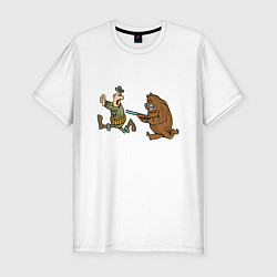 Мужская slim-футболка Медведь гонится за охотником